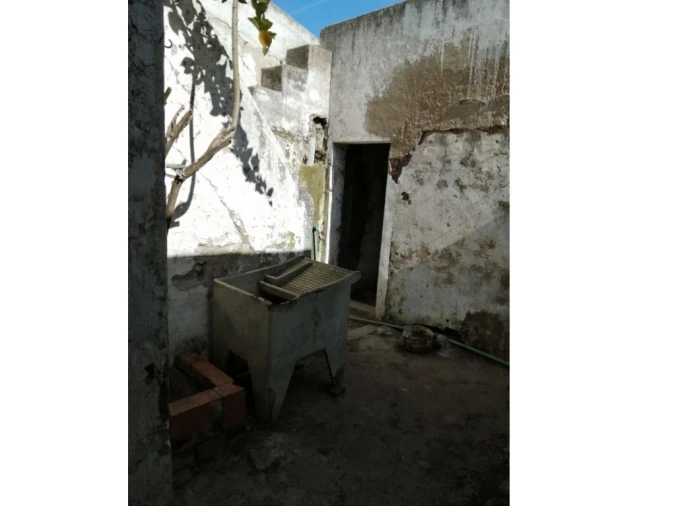 Moradia T2 para Venda em São João Baptista Foto 14