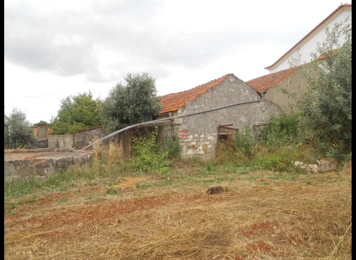 Moradia T6 para Venda em Nossa Senhora das Misericordias Foto 3