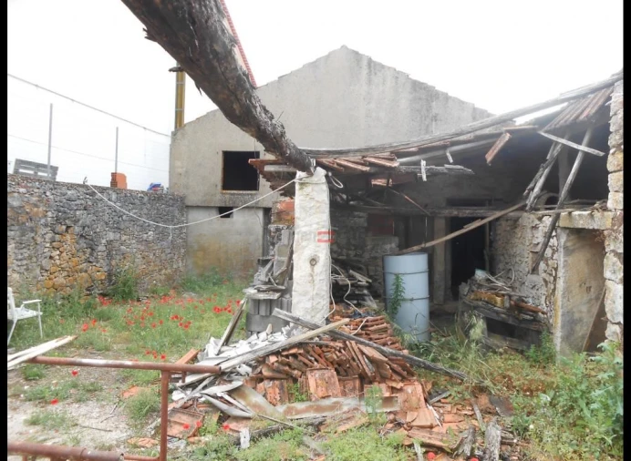 Moradia T6 para Venda em Nossa Senhora das Misericordias Foto 7