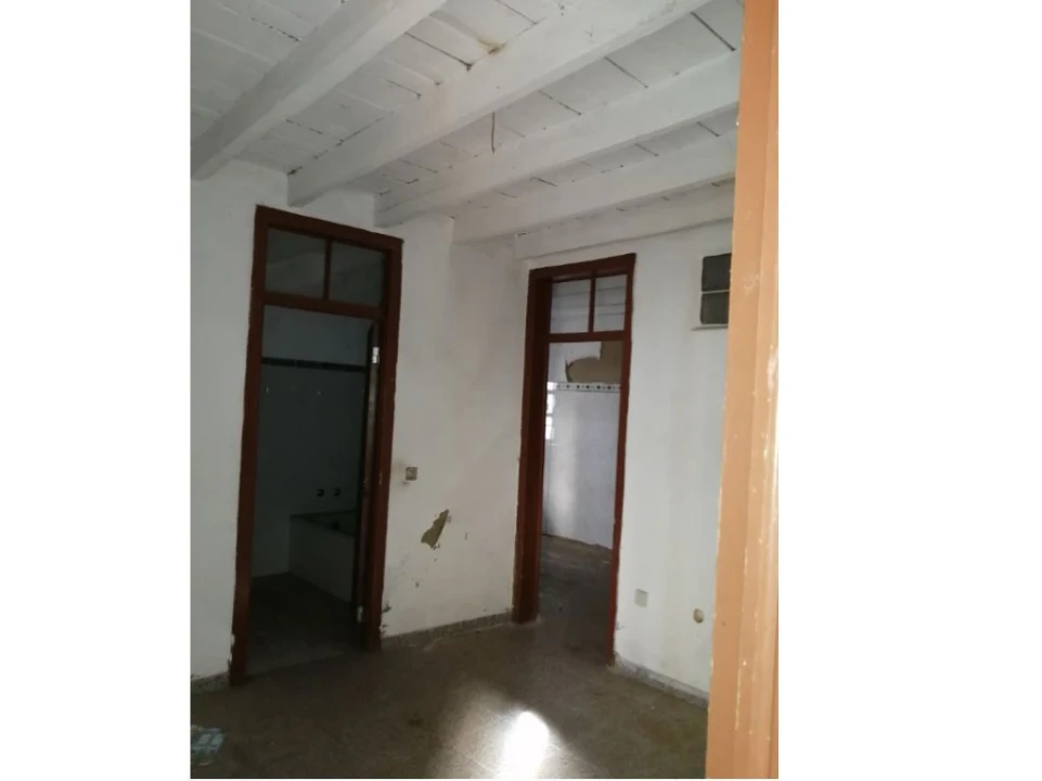 Moradia T1 para Venda em Espírito Santo, Nossa Senhora da Graça e São Simão Foto 5