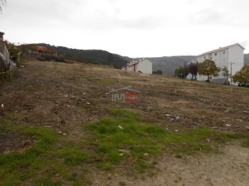 Terreno Misto para Venda em Covilhã e Canhoso