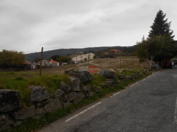 Terreno Misto para Venda em Covilhã e Canhoso