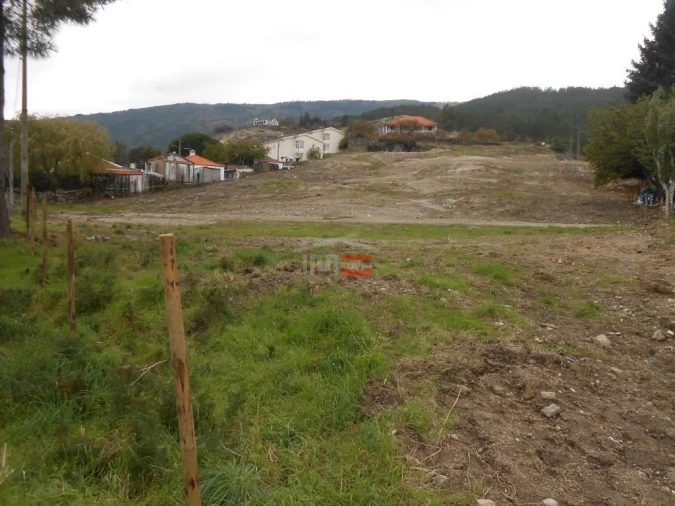 Terreno Misto para Venda em Covilhã e Canhoso Foto 3