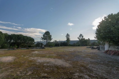 Terreno Misto para Venda em Mira de Aire