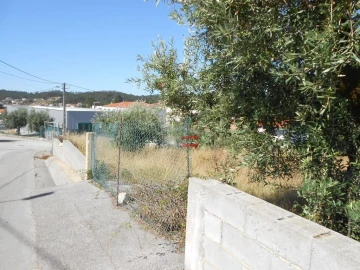 Terreno Misto para Venda em Santa Catarina da Serra e Chainça