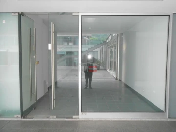 Loja para Arrendamento em Fatima