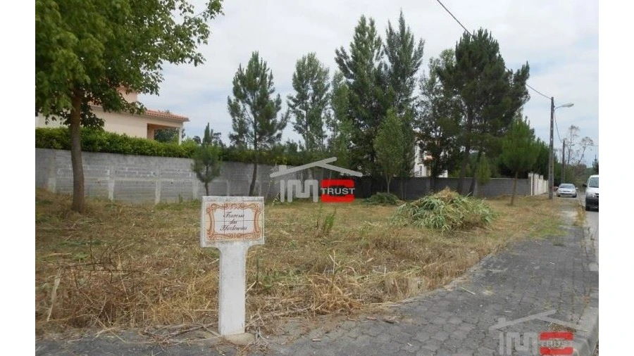 Terreno Misto para Venda em Seiça
