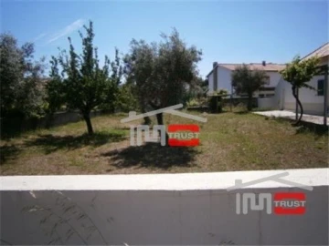 Terreno Misto para Venda em Fatima