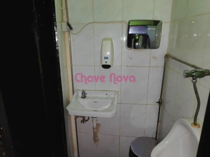 Loja para Trespasse em Campanhã Foto 11