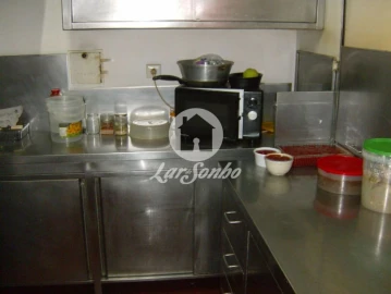 Loja para Trespasse em Santo Antonio dos Olivais