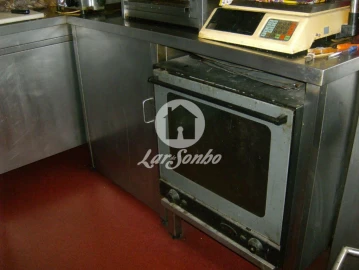 Loja para Trespasse em Santo Antonio dos Olivais