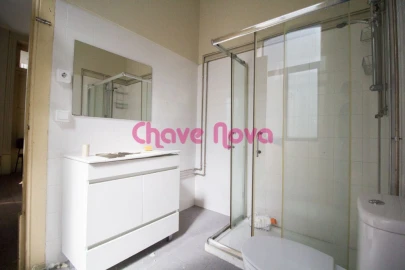 Moradia T6 para Venda em Paranhos