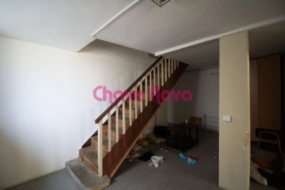 Moradia T6 para Venda em Paranhos