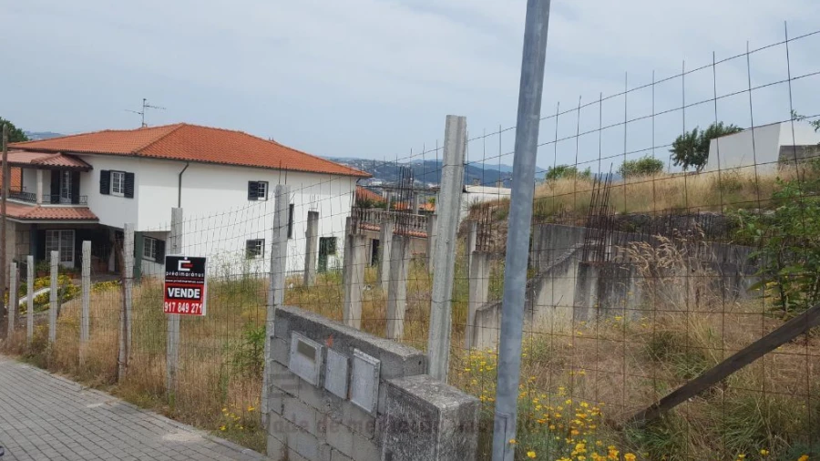 Terreno para Venda em Amarante (São Gonçalo), Madalena, Cepelos e Gatão
