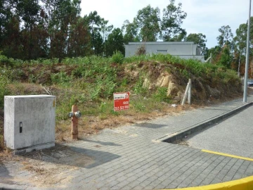 Terreno para Venda em Sabariz