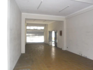 Loja para Arrendamento em Viseu