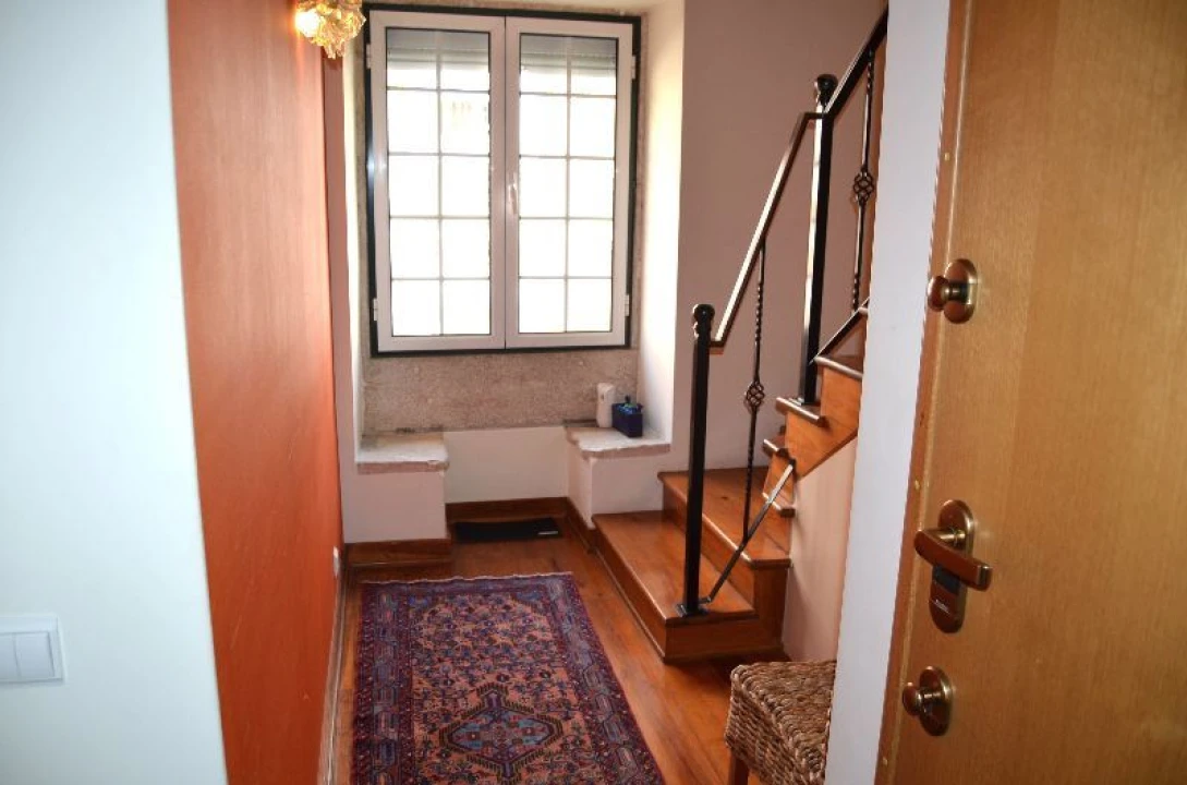 Apartamento T2 para Venda em Santa Maria Maior Foto 3