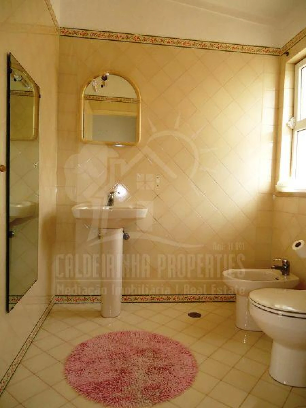 Moradia T3 para Venda em Guia Foto 9