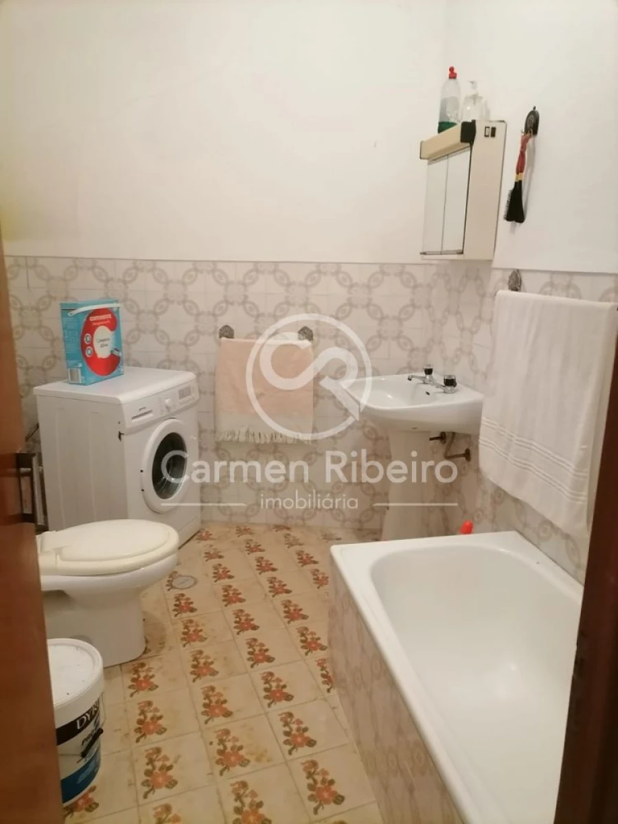 Moradia T1 para Venda em São Bento do Cortiço e Santo Estêvão Foto 6