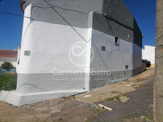 Moradia T1 para Venda em São Bento do Cortiço e Santo Estêvão Foto 3