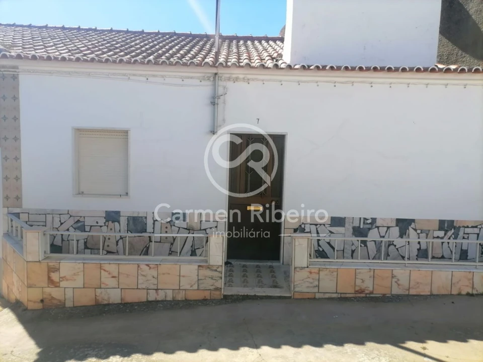 Moradia T1 para Venda em São Bento do Cortiço e Santo Estêvão Foto 1