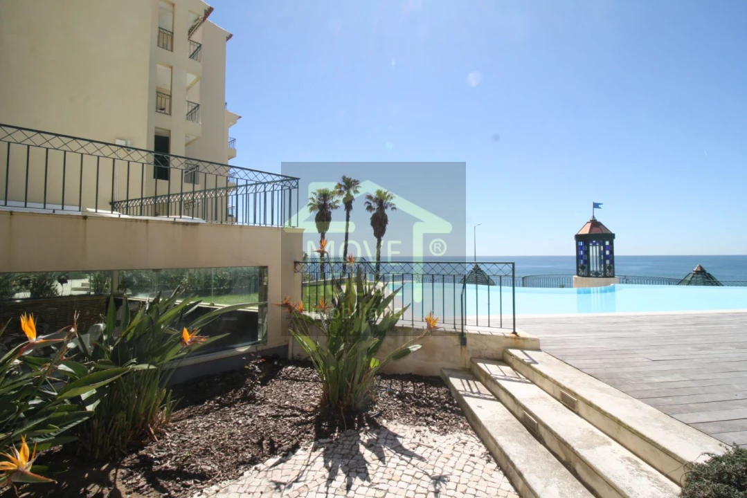 Apartamento T2 para Venda em Carcavelos e Parede Foto 3