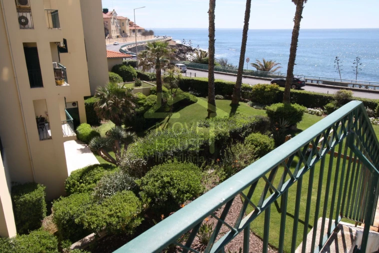 Apartamento T2 para Venda em Carcavelos e Parede Foto 7