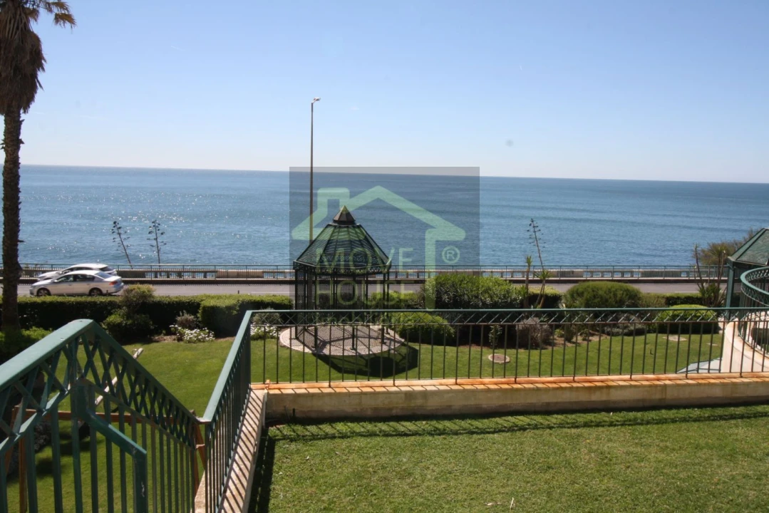 Apartamento T2 para Venda em Carcavelos e Parede Foto 8