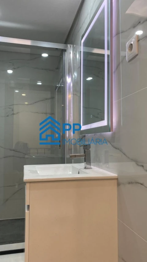 Moradia T1 para Arrendamento em Cedofeita, Santo Ildefonso, Sé, Miragaia, São Nicolau e Vitória