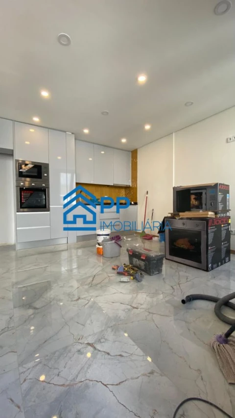 Moradia T1 para Arrendamento em Cedofeita, Santo Ildefonso, Sé, Miragaia, São Nicolau e Vitória