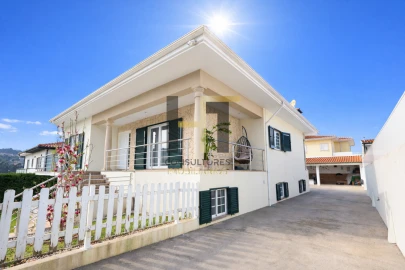 Moradia T3 para Venda em Alvarelhos e Guidões