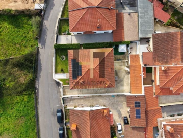 Moradia T3 para Venda em Alvarelhos e Guidões