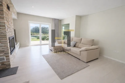 Moradia T3 para Venda em Alvarelhos e Guidões