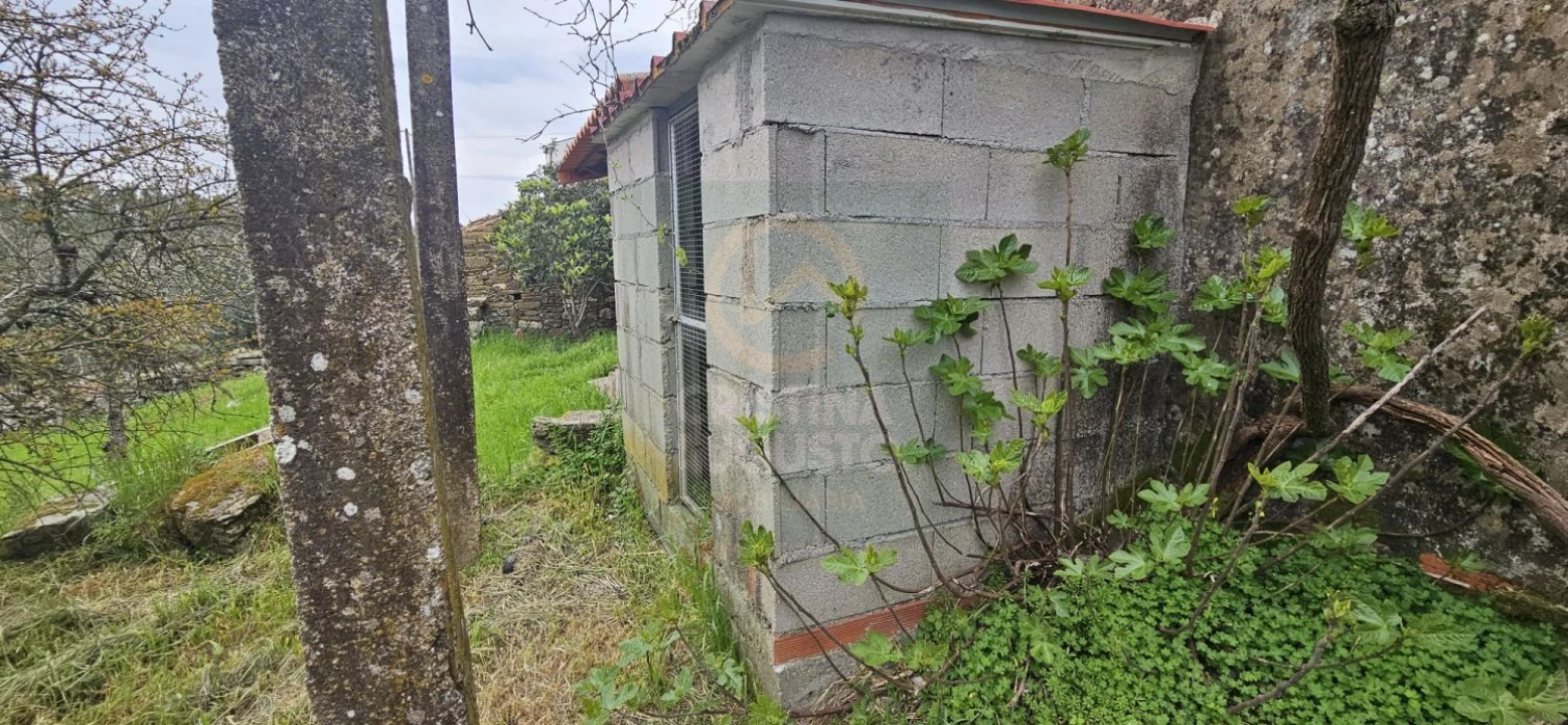 Moradia T2 para Venda em Sarzedas Foto 17