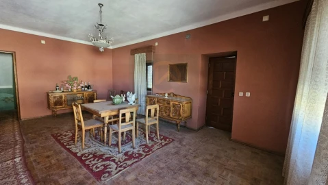 Moradia T3 para Venda em Sarzedas