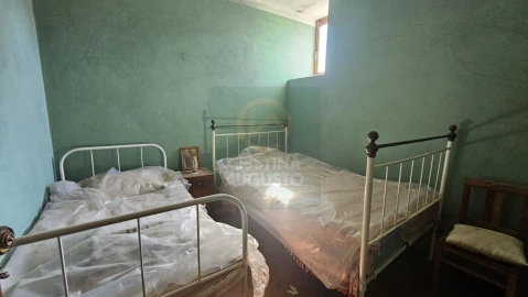 Moradia T3 para Venda em Sarzedas