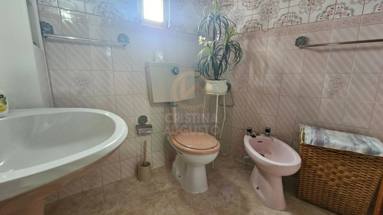 Moradia T4 para Venda em Rosmaninhal Foto 13