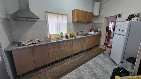 Moradia T4 para Venda em Rosmaninhal