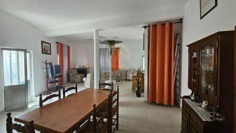 Moradia T4 para Venda em Rosmaninhal