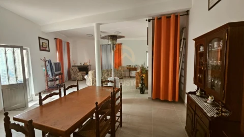 Moradia T4 para Venda em Rosmaninhal