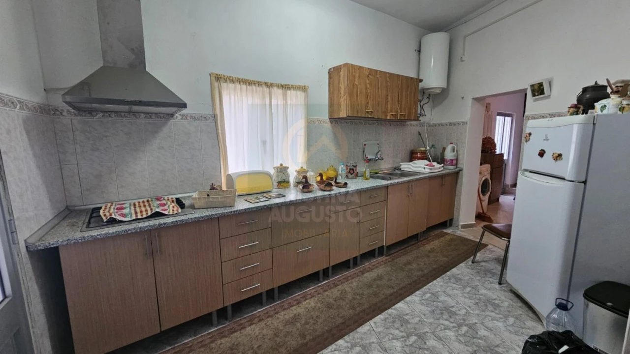 Moradia T4 para Venda em Rosmaninhal Foto 5