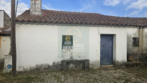 Moradia T1 para Venda em Sarzedas