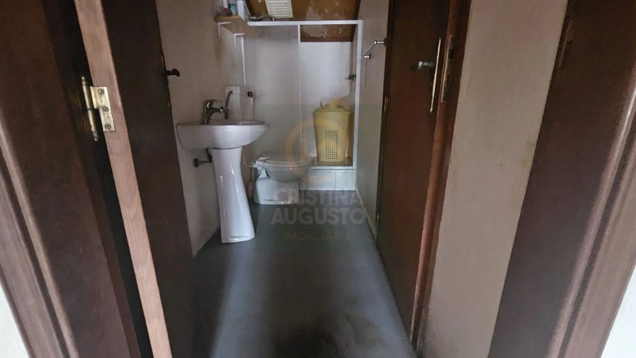 Moradia T1 para Venda em Sarzedas Foto 5