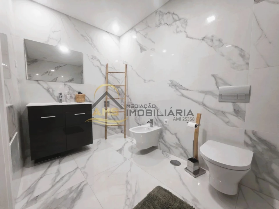 Apartamento T3 para Venda em Sebal e Belide Foto 13