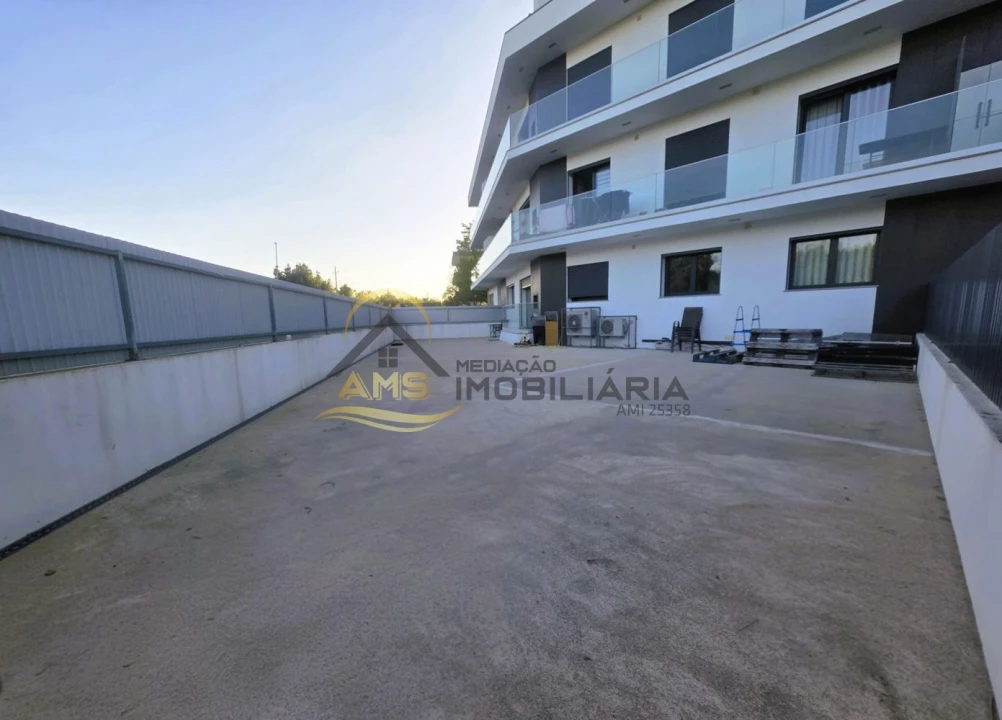 Apartamento T3 para Venda em Sebal e Belide Foto 44