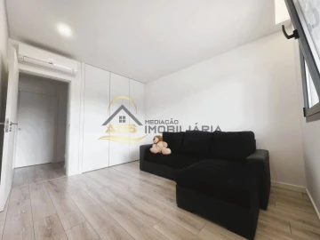 Apartamento T3 para Venda em Sebal e Belide