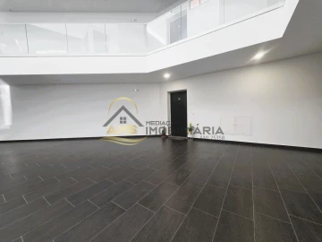 Apartamento T3 para Venda em Sebal e Belide