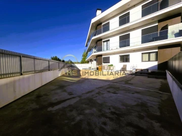 Apartamento T3 para Venda em Sebal e Belide