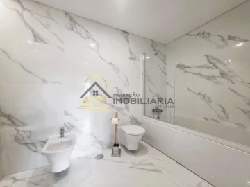 Apartamento T3 para Venda em Sebal e Belide