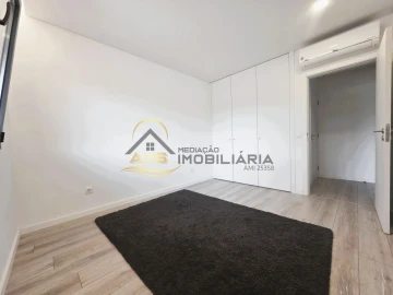 Apartamento T3 para Venda em Sebal e Belide